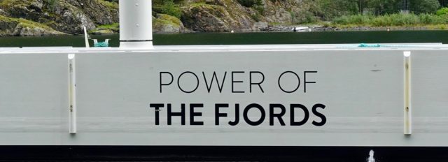 Power of the fjords skilt i Aurland