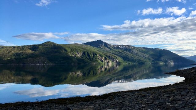 Fjord og fjell i Hemnes