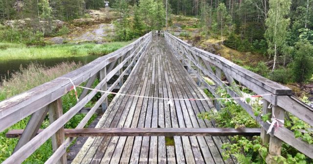 Farlig bro i Løten