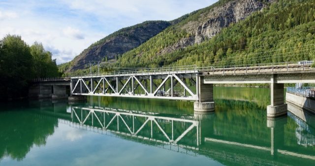 Kraftverket i Harpefoss, Sør Fron
